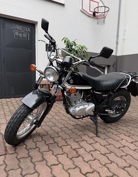 Suzuki Van Van 125 (2012) Suzuki VanVan 125, r. v. 2012, - fotka 15 z 15