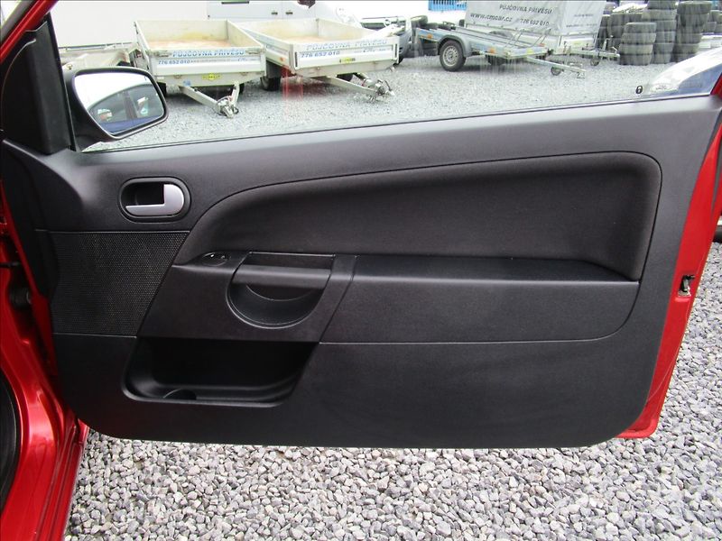 Ford Fiesta 1.4i 16V, Klima - fotka 23 z 41