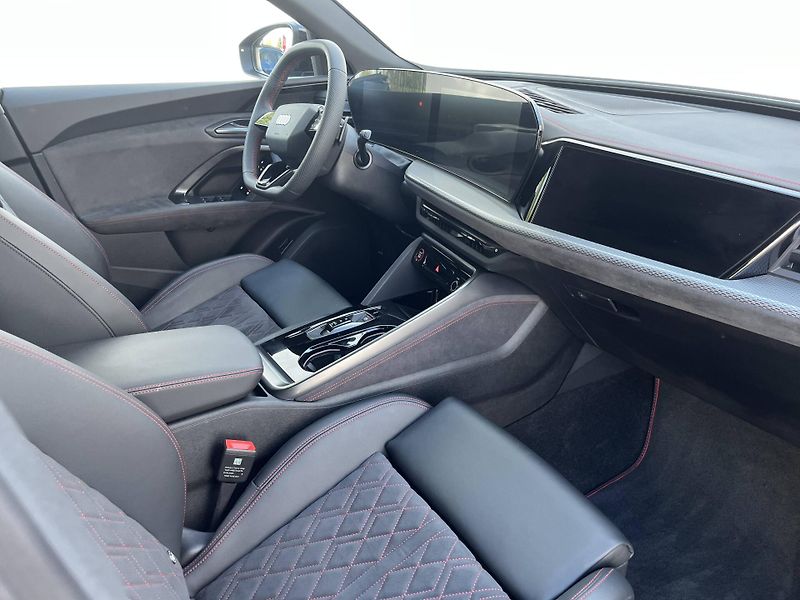 Audi Q5 Quattro ST7 2,0TDI - fotka 8 z 21