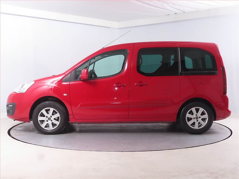 Peugeot Partner (2017) Active 1.6 16V, 5Míst, ČR - fotka 3 z 13