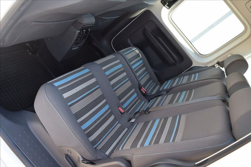 Volkswagen Caddy 1,6 TDI 75KW BEZ KOROZE - fotka 19 z 48