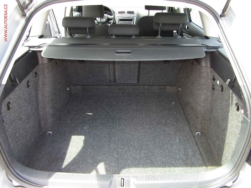 Škoda Octavia (2012) 2.0TDi, ČR, DSG, STK4/28 - fotka 7 z 20