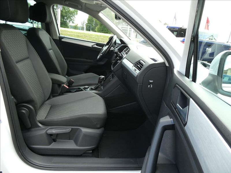 Volkswagen Tiguan 2,0 TSi 140kW DSG 4Motion,weba - fotka 26 z 48