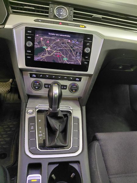 Volkswagen Passat (2017) - fotka 16 z 17