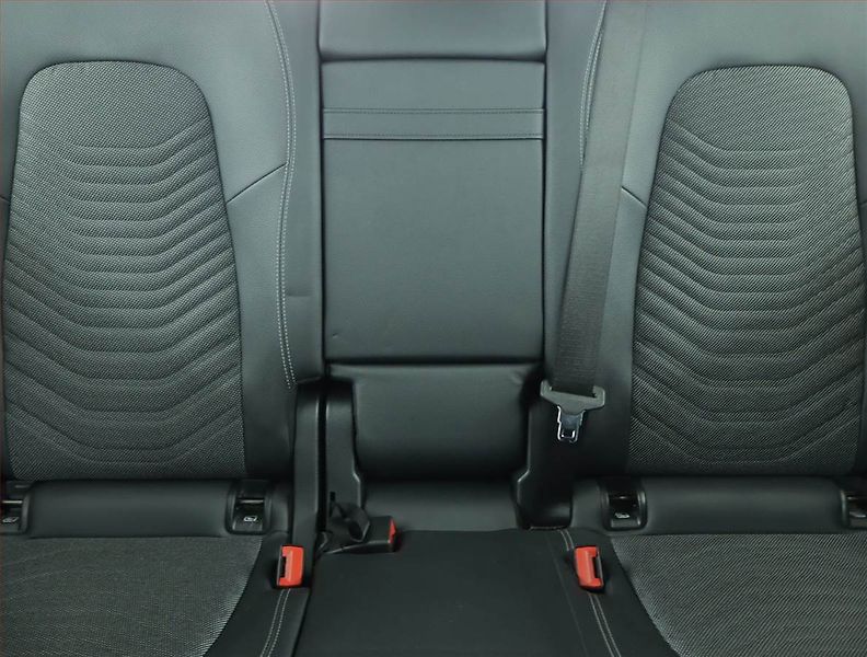 Mercedes-Benz EQB (2023) 250, SoH 97% - fotka 10 z 18