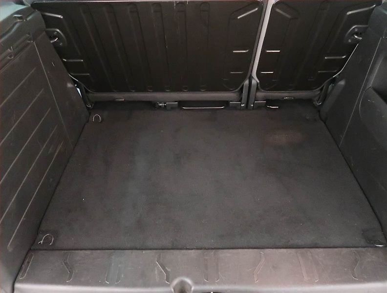 Citroën Berlingo (2017) Feel 1.6 BlueHDi, 5Míst, ČR - fotka 12 z 12
