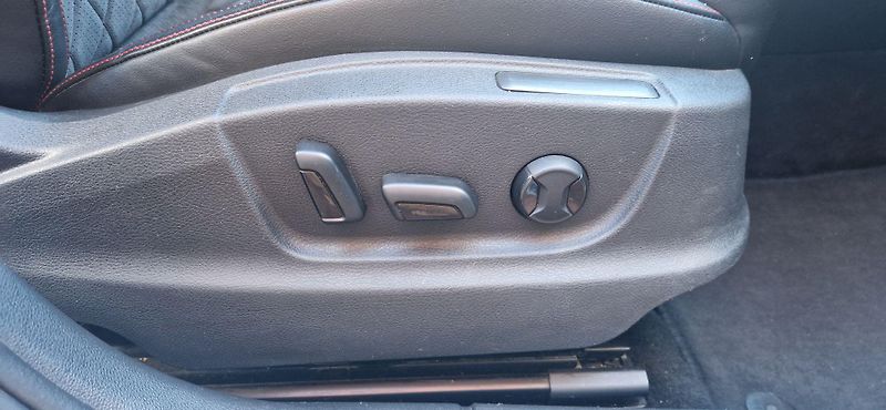 Škoda Octavia (2018) 2.0 TSI RS DSG 245 - fotka 44 z 47