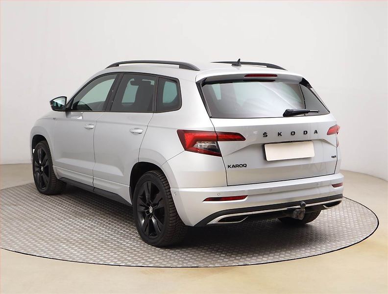 Škoda Karoq (2022) Sportline 2.0 TSI - fotka 4 z 24