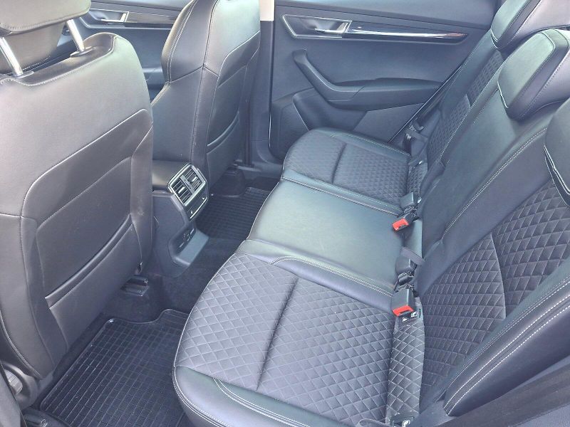 Škoda Karoq (2018) Style DSG 4x4 2,0TDi 110kW - fotka 7 z 38