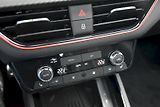 Škoda Kamiq (2025) Monte Carlo 1,0 TSI 85 kW 7° a - náhled 33