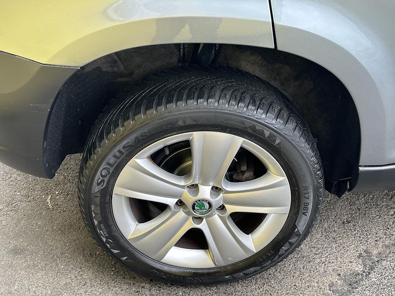 Škoda Yeti (2011) 1.2TSI/77kW *XENON*2.Maj.* 4x2 - fotka 35 z 36