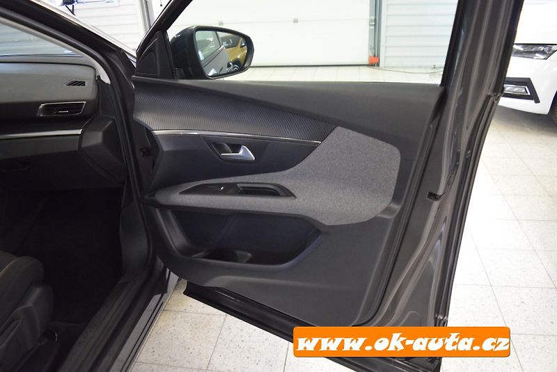 Peugeot 3008 1.5 BHDI AUTOMAT ACTIVE PACK - fotka 22 z 59