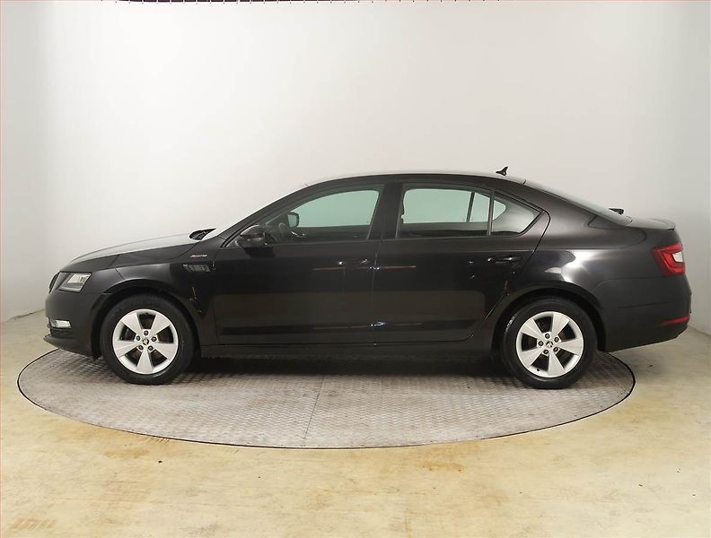 Škoda Octavia (2019) 1.5 TSI, Serv.kniha, Tempomat - fotka 3 z 21