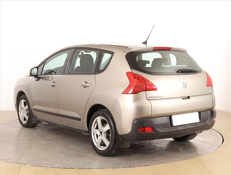Peugeot 3008 (2011) 1.6 HDi, Serv.kniha, Tempomat - fotka 4 z 16