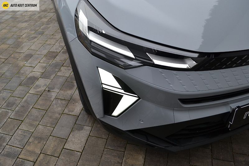 Renault Captur techno mild hybrid 140 - fotka 44 z 49
