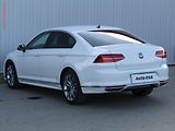 Volkswagen Passat (2018) 2.0TDi, 2.maj,ČR, R-Line, DSG - náhled 6