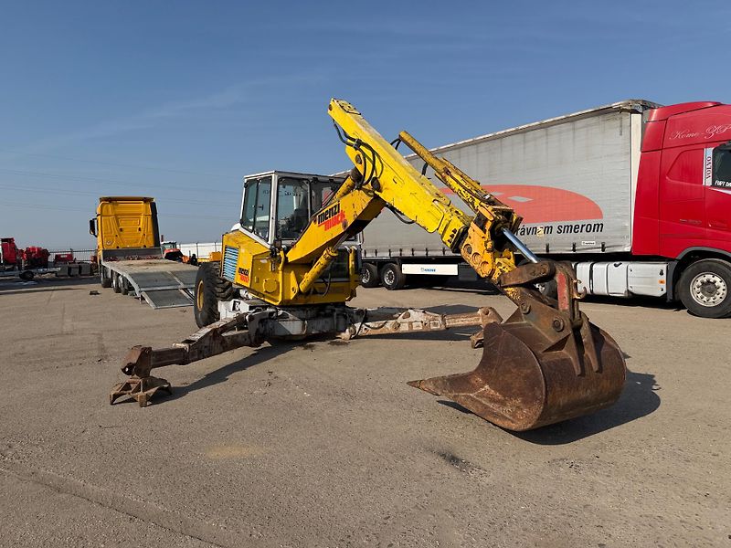 Menzi Muck (1997) - fotka 3 z 10