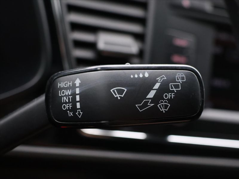 Seat Leon 1,4 TSI 92kW Style CZ - fotka 20 z 33