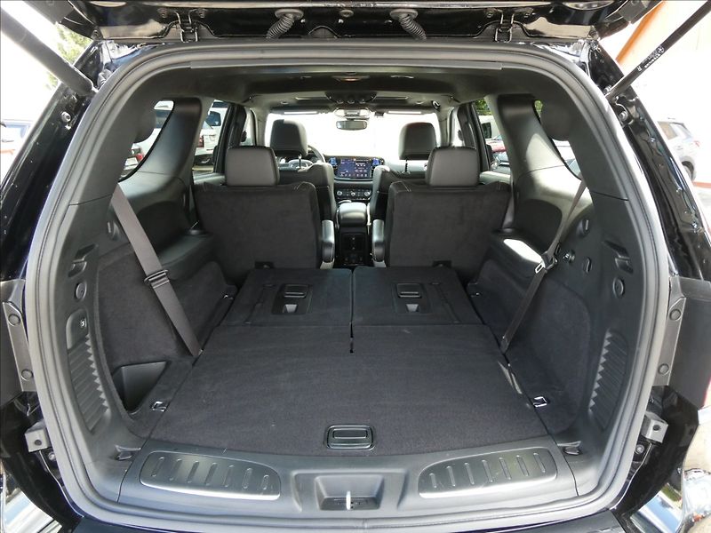 Dodge Durango 6,4 SRT AWD 354kW,1.maj,ČR,LPG - fotka 19 z 50