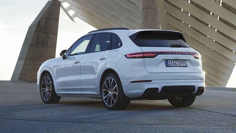 Porsche Cayenne E-Hybrid.