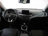 Kia Ceed (2018) 1.6 CRDi, ČR, Navi, kamera - náhled 8