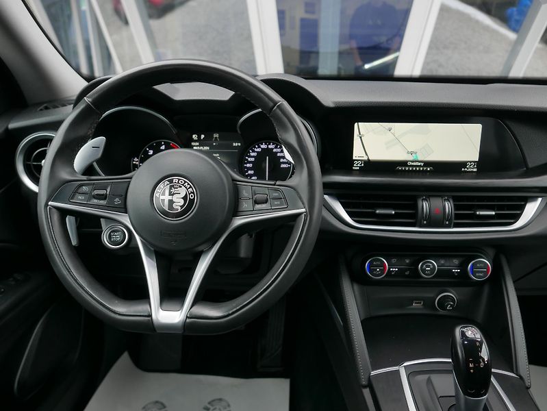 Alfa Romeo Stelvio 2,2 JTD Q4 154kW Automat - fotka 28 z 39