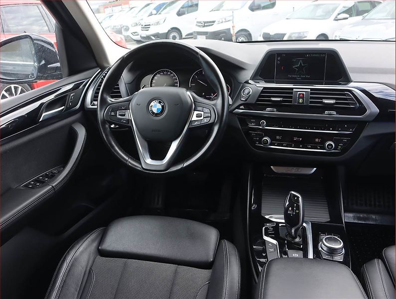 BMW X3 (2018) xDrive20d - fotka 7 z 21