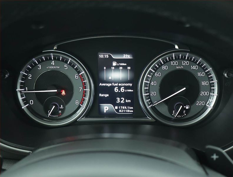 Suzuki Vitara (2018) 1.0 BoosterJet, Automat - fotka 11 z 16