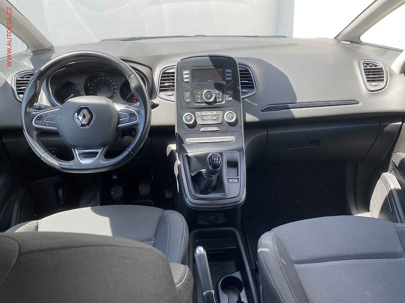 Renault Scénic (2017) 1.5 dCi, AC, tempo - fotka 8 z 14