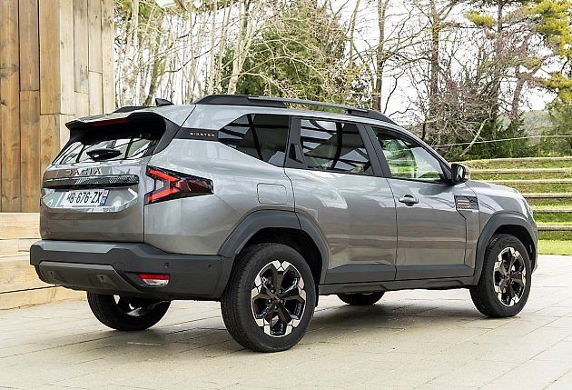 Dacia Bigster zezadu., zdroj: Se svolením Dacia