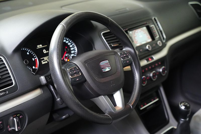 Seat Alhambra - fotka 14 z 26
