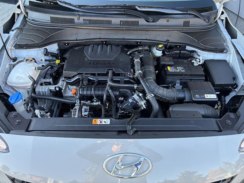 Hyundai Kona 1.0T-GDi 88kW SMART AUTOMAT - fotka 31 z 32