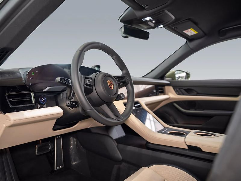 Porsche Taycan BOSE Chrono 360 Matrix Venti - fotka 11 z 23