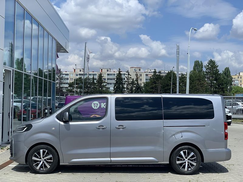 Toyota ProAce Verso L2 VIP WEBASTO 2.0 D-4D AT8 - fotka 14 z 32
