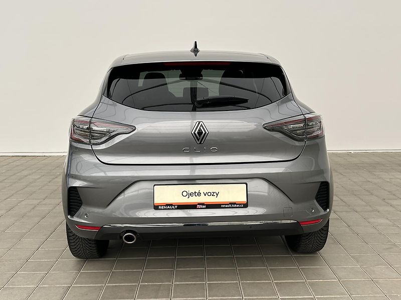 Renault Clio 1.0 TCe Techno - fotka 6 z 31