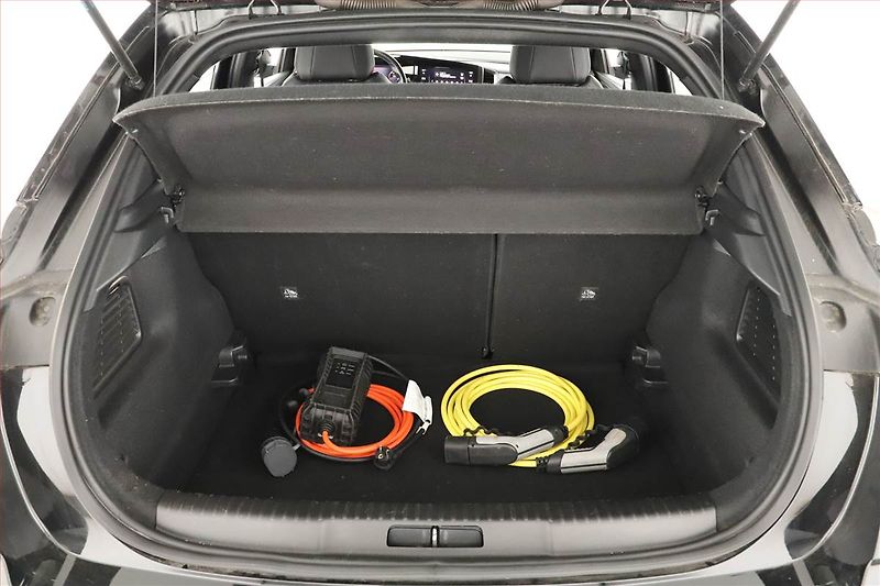 Opel Mokka (2021) Electric 50 kWh, SoH 90% - fotka 18 z 21
