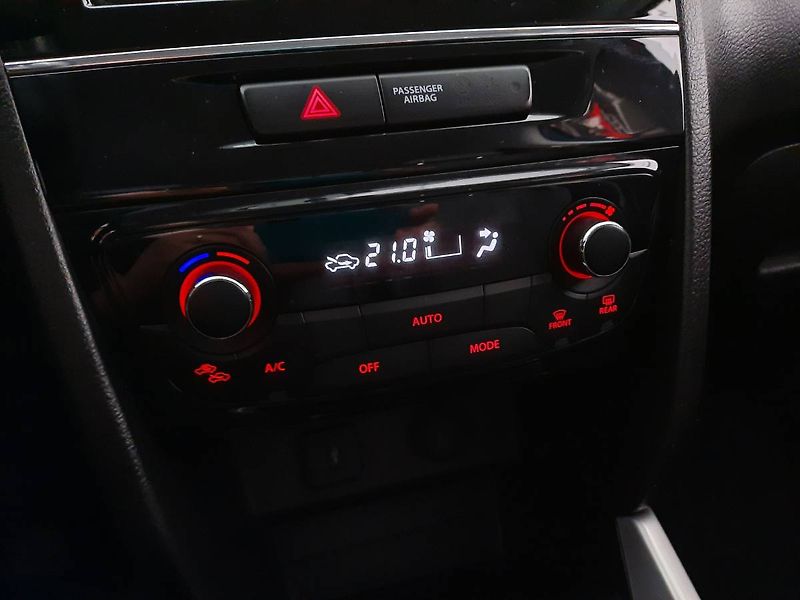 Suzuki Vitara (2017) 1.6 DDiS (88kW/120k) - fotka 15 z 21