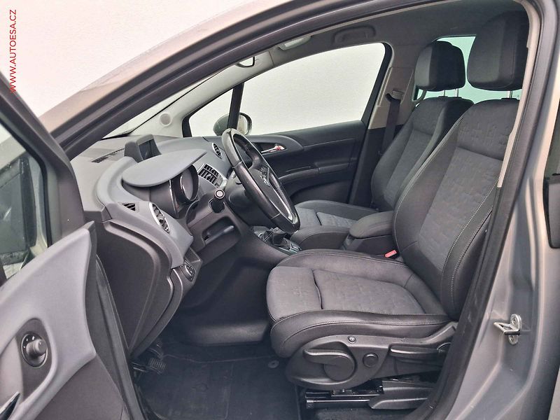 Opel Meriva (2011) 1.4 T, Innovation, navi - fotka 9 z 18
