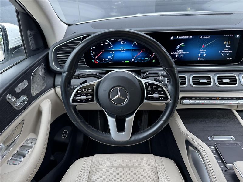Mercedes-Benz GLE 2,0 300d 4MATIC 200KW ČR DPH - fotka 15 z 36