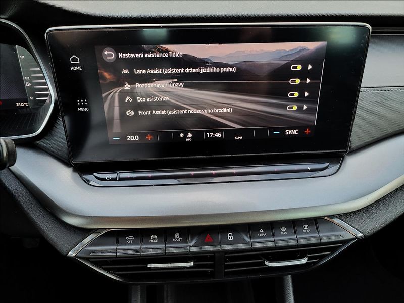 Škoda Octavia 1,0 TSI,NAVI,LED,VIRTUAL,KEYLE - fotka 36 z 50