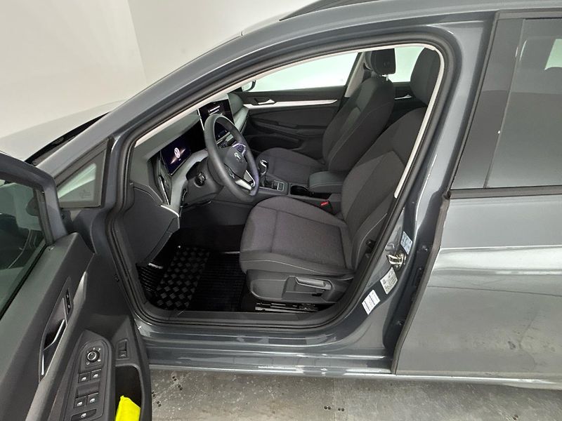 Volkswagen Golf People - fotka 7 z 31