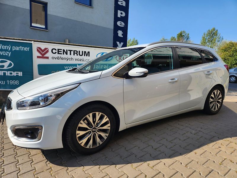 Kia Ceed 1.6-1.MAJITEL-NAVI-KAMERA - fotografie inzerátu