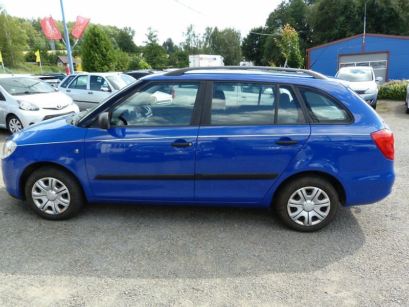 Škoda Fabia 1.2 HTP 51kw - fotka 8 z 16