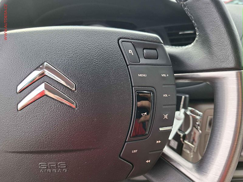 Citroën C5 (2010) 2.0 HDi, 2.maj,ČR, STK4/28 - fotka 17 z 21