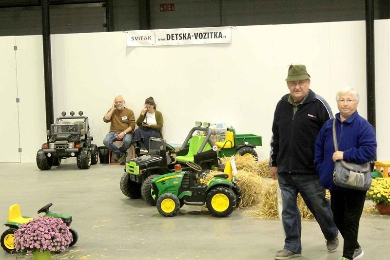 Autosalon Kola 2023 v Lysé v pátek 3. listopadu.
