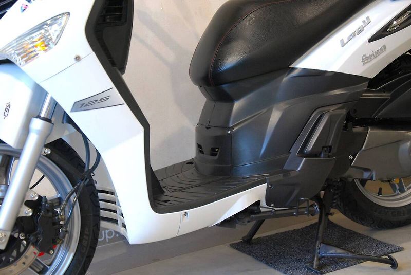 Keeway Logik 125 (2019) LOGIK 125i - stroj od nás, ser - fotka 17 z 20