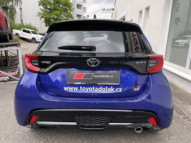 Toyota Yaris 1.5,HEv,130,GR SPORT - fotka 4 z 20