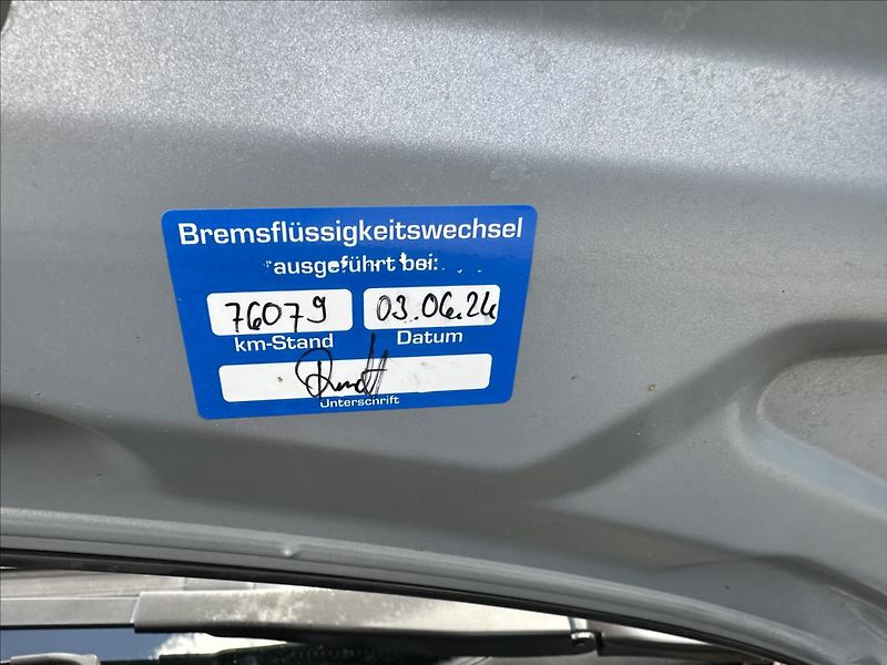 Volkswagen Golf Plus 1,6 MPI 1.majitel TRENDLINE - fotka 21 z 31