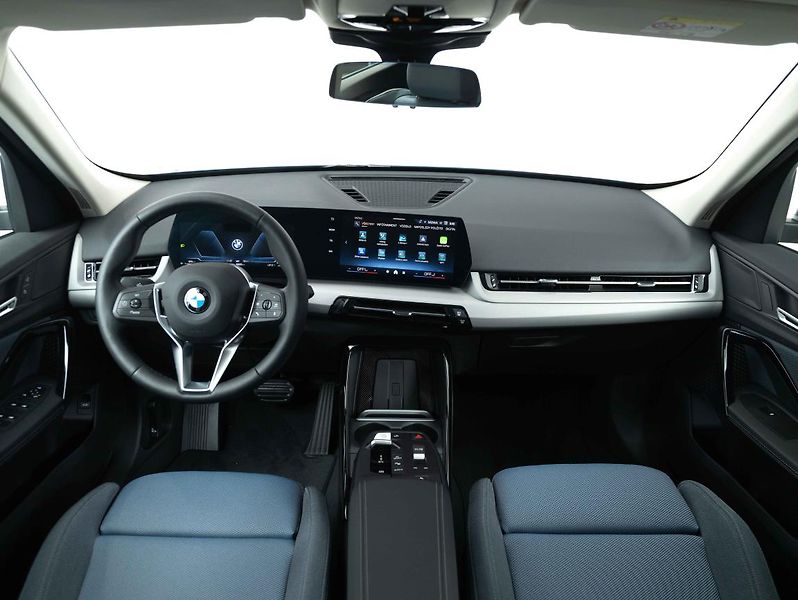 BMW X1 sDrive18d - fotka 6 z 6