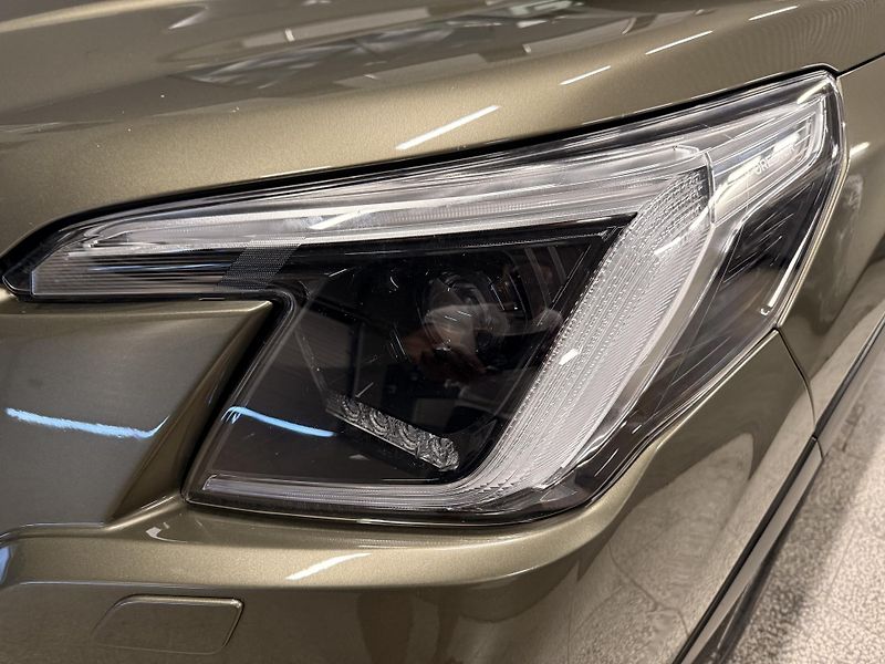Subaru Forester (2023) 2.0i Hybri,REZERVOVÁNO - fotka 16 z 46